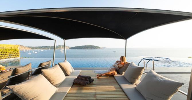 Villa Thousand Cliffs Nai Harn Bagian luar foto