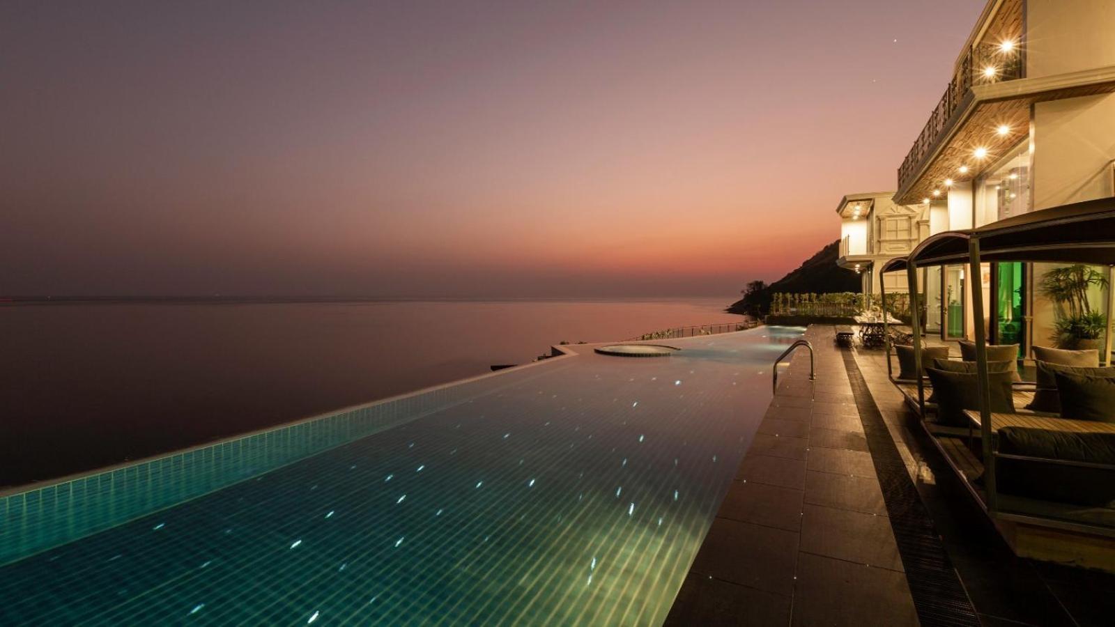 Villa Thousand Cliffs Nai Harn Bagian luar foto