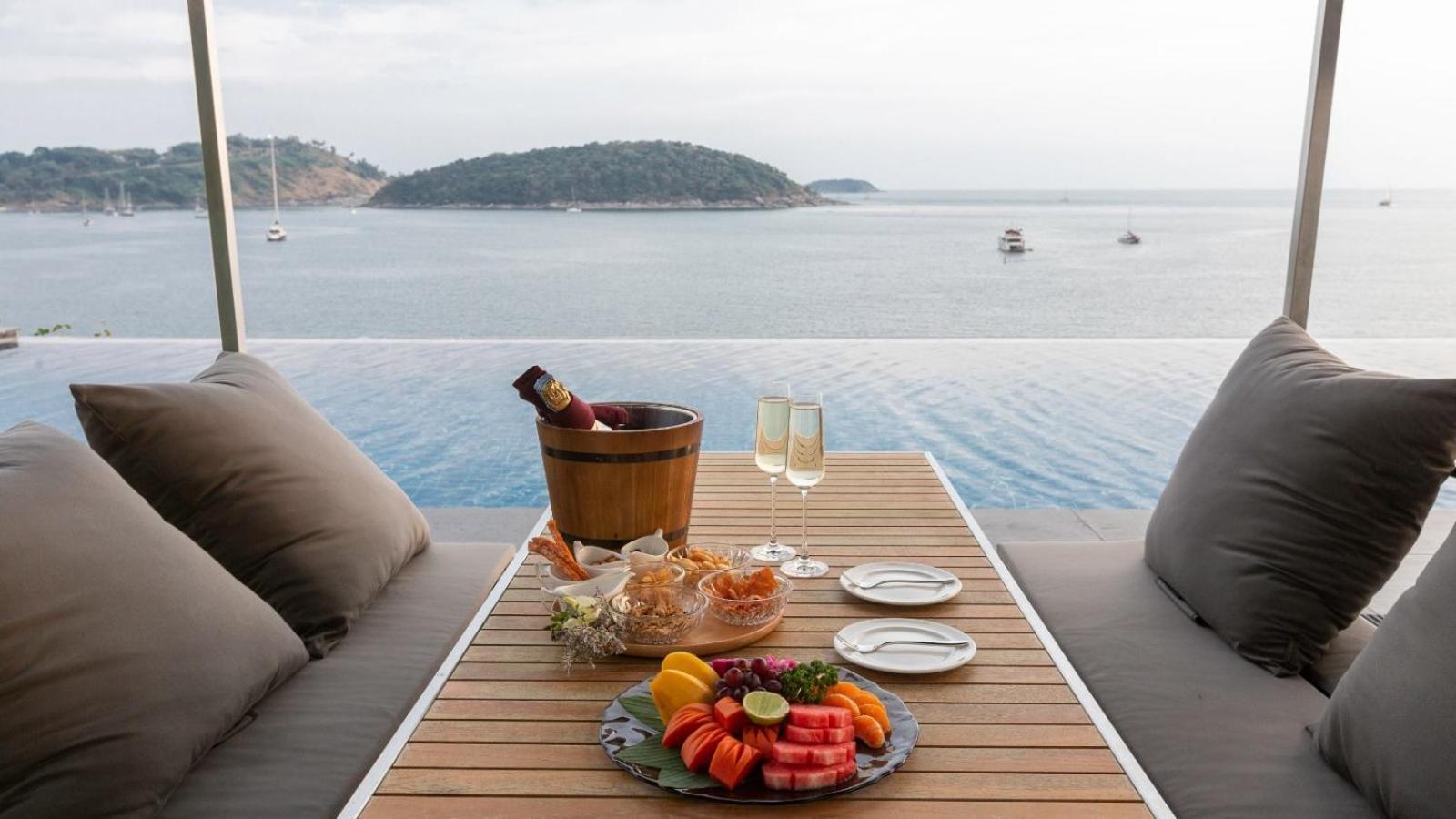 Villa Thousand Cliffs Nai Harn Bagian luar foto